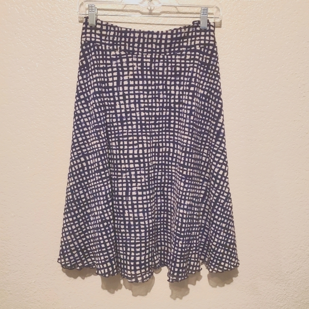 💚5/$25 PENDLETON  A Line Flowy Mid Calf Length Midi Skirt Size 10 Navy & White